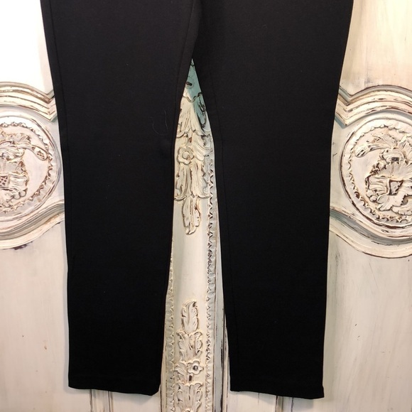 Chicos Rayon Blend Heavy Knit Pull on Straight Leg Black Pants Size 00 Regular - Picture 3 of 9
